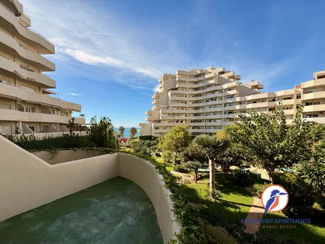 One-bedroom apartment — Private terrace overlooking the Benal Beach gardens