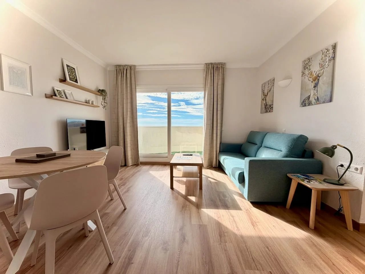Renovated Kingfisher Premium one-bedroom apartment with a sea-view terrace at Benal Beach