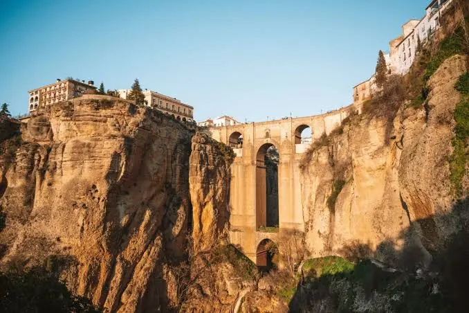Puente Nuevo spanning the El Tajo gorge between Ronda’s historic clifftop quarters