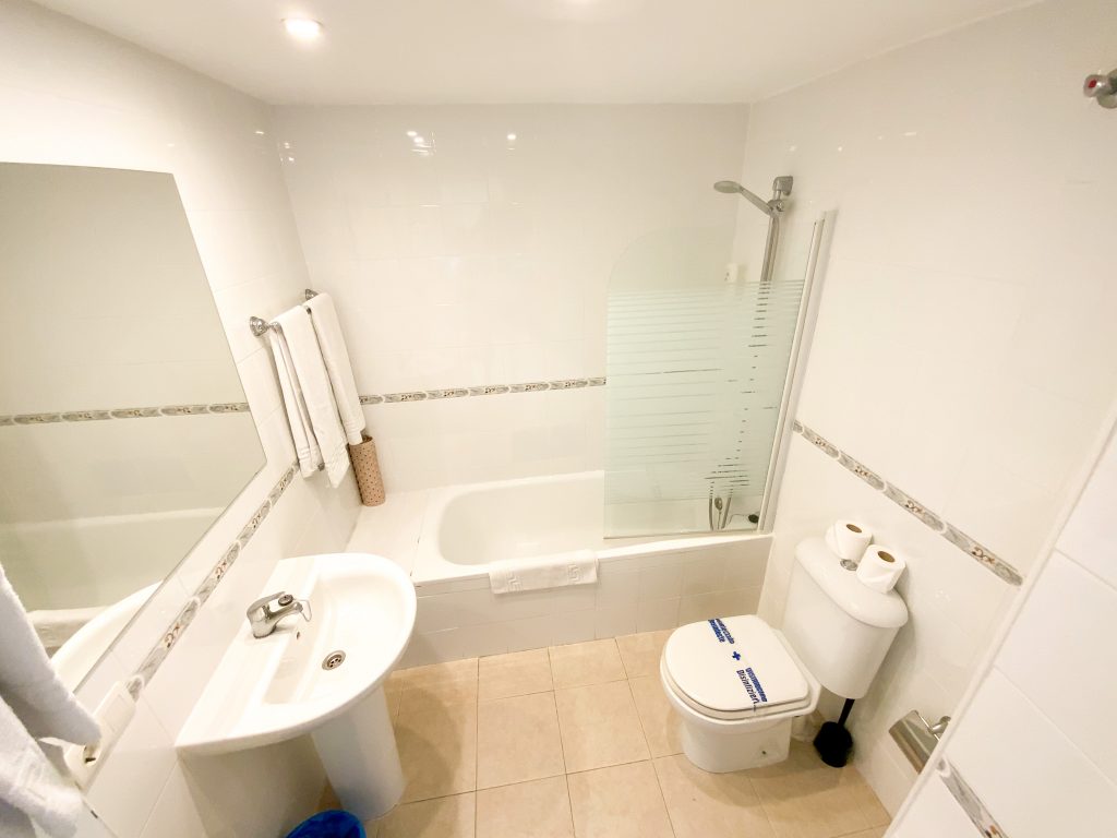 Benal Beach - Kingfisher Apartments - Alquileres vacacionales - Apartamento de un dormitorio