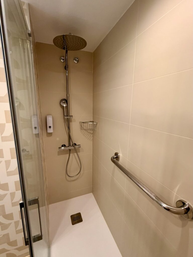 Kingfisher Apartments - Premium Rooms